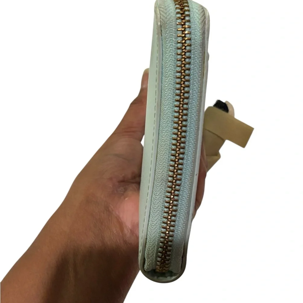 Kate Spade New York "Out of Office" wallet, - Picture 9 of 12